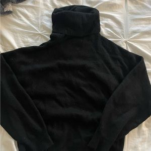 H&M Black Oversized Sweater
